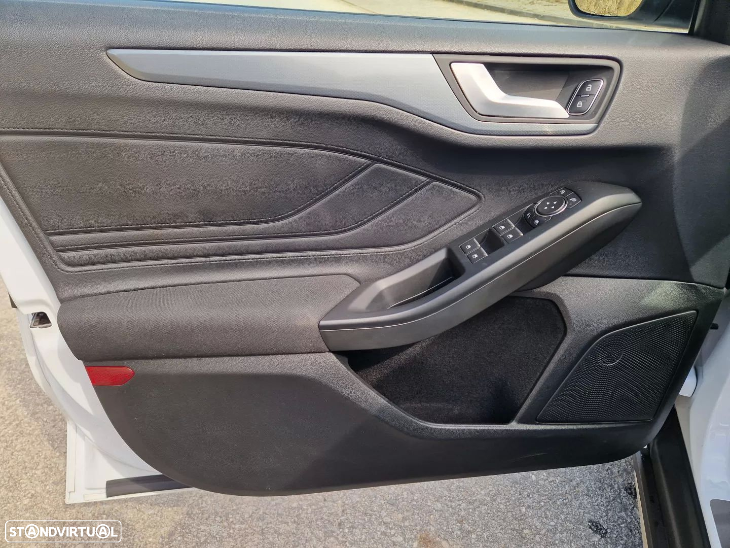 Ford Focus 1.5 TDCi EcoBlue Active X Aut. - 15