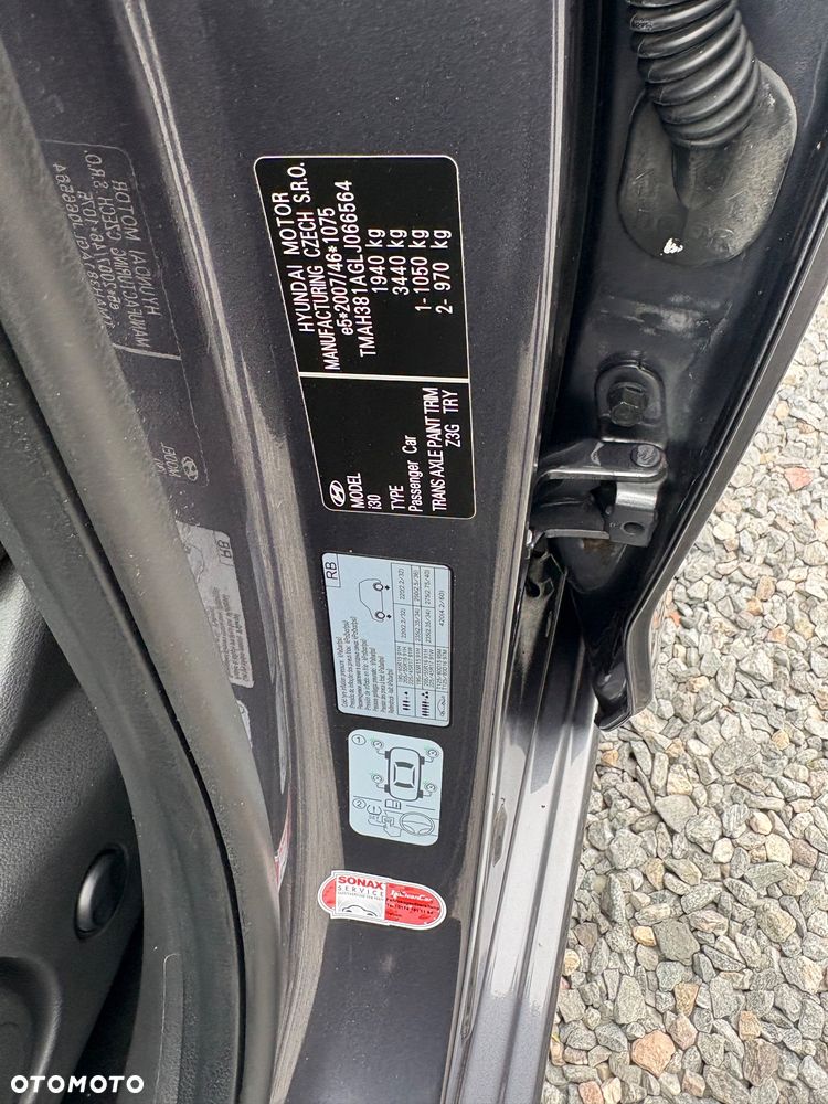 Hyundai i30 1.6 CRDI Premium DCT - 37