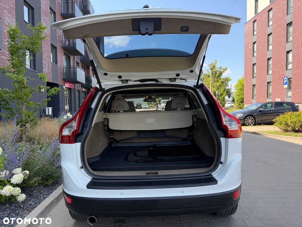 Volvo XC 60 D4 Geartronic Summum - 19
