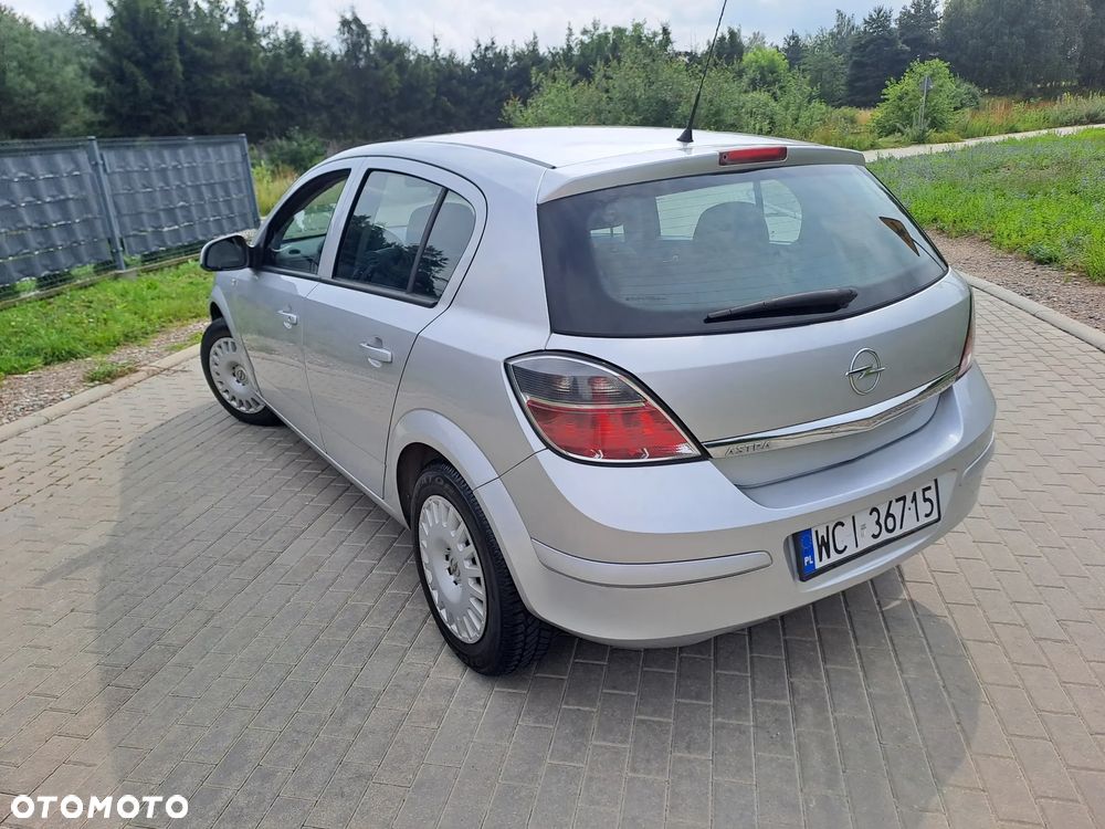 Opel Astra 1.6 Enjoy EU6 - 3