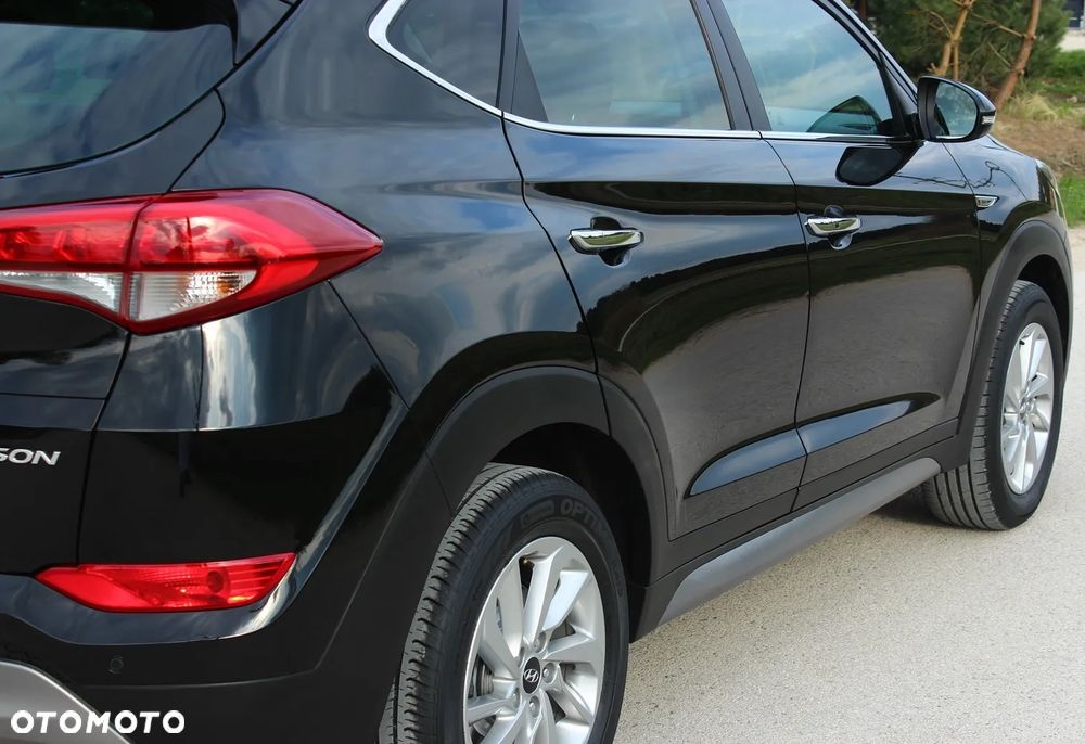 Hyundai Tucson blue 1.7 CRDi 2WD DCT Premium - 18