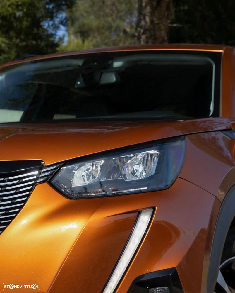 Peugeot 2008 1.2 PureTech Allure EAT8 - 7