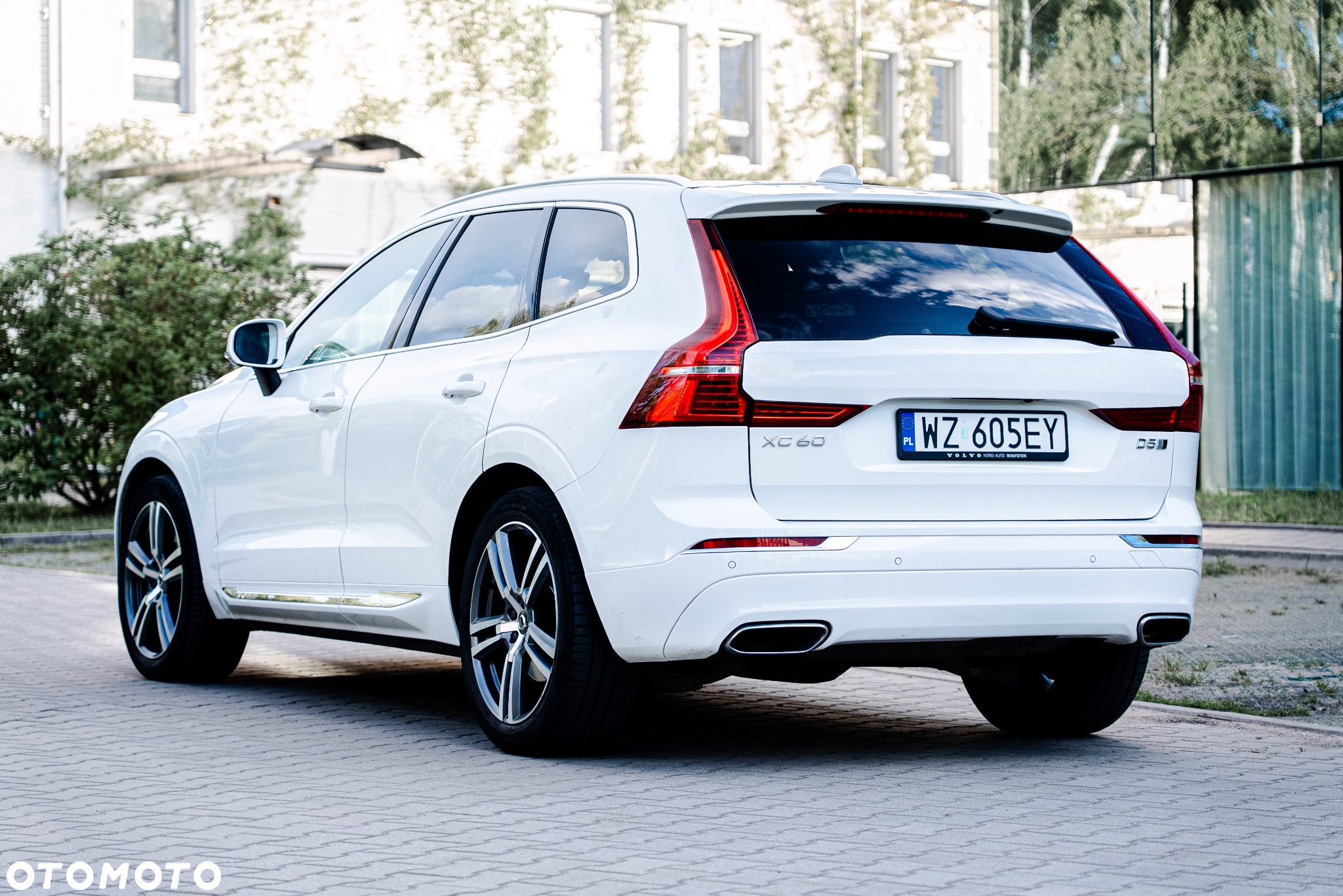 Volvo XC 60 D5 AWD Inscription - 8