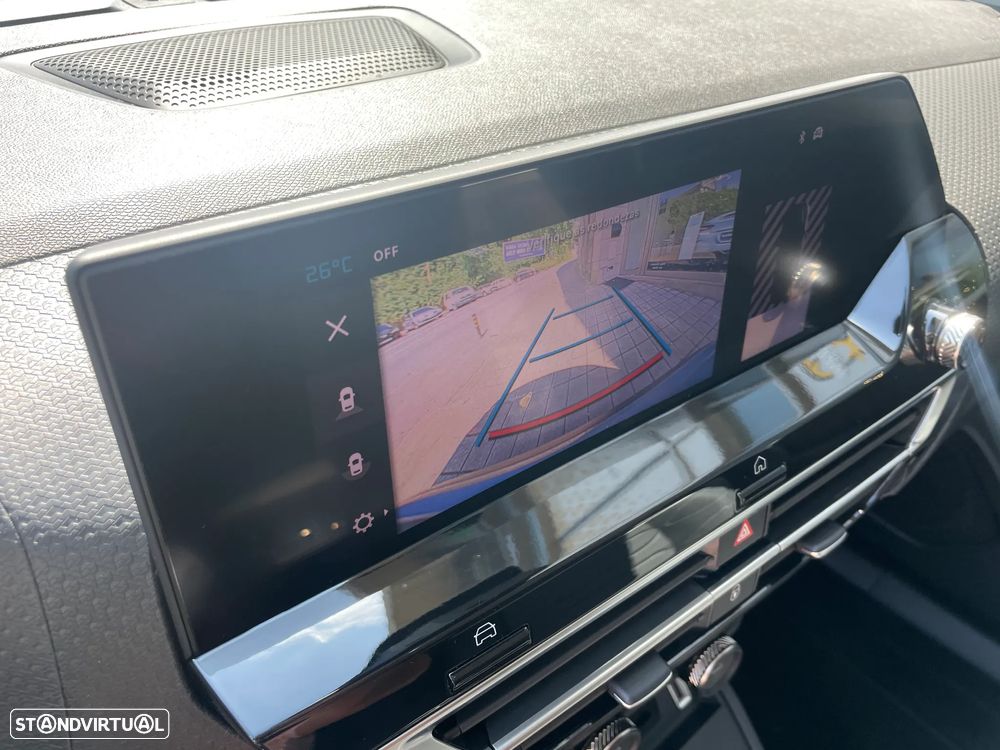 Citroën C4 1.2 PureTech Shine - 18