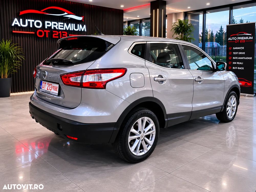 Nissan Qashqai 1.6 DCI Xtronic N-Connecta - 3