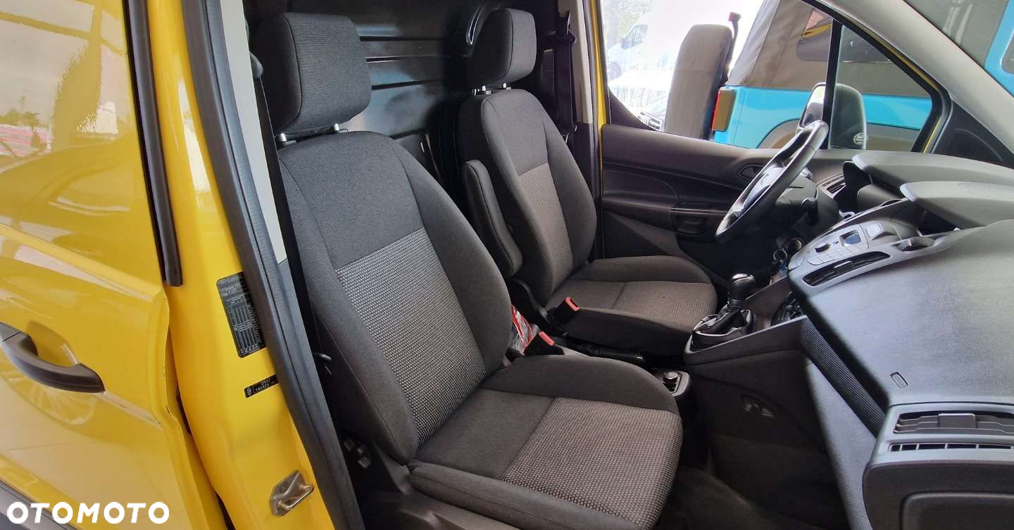 Ford Transit Connect - 16