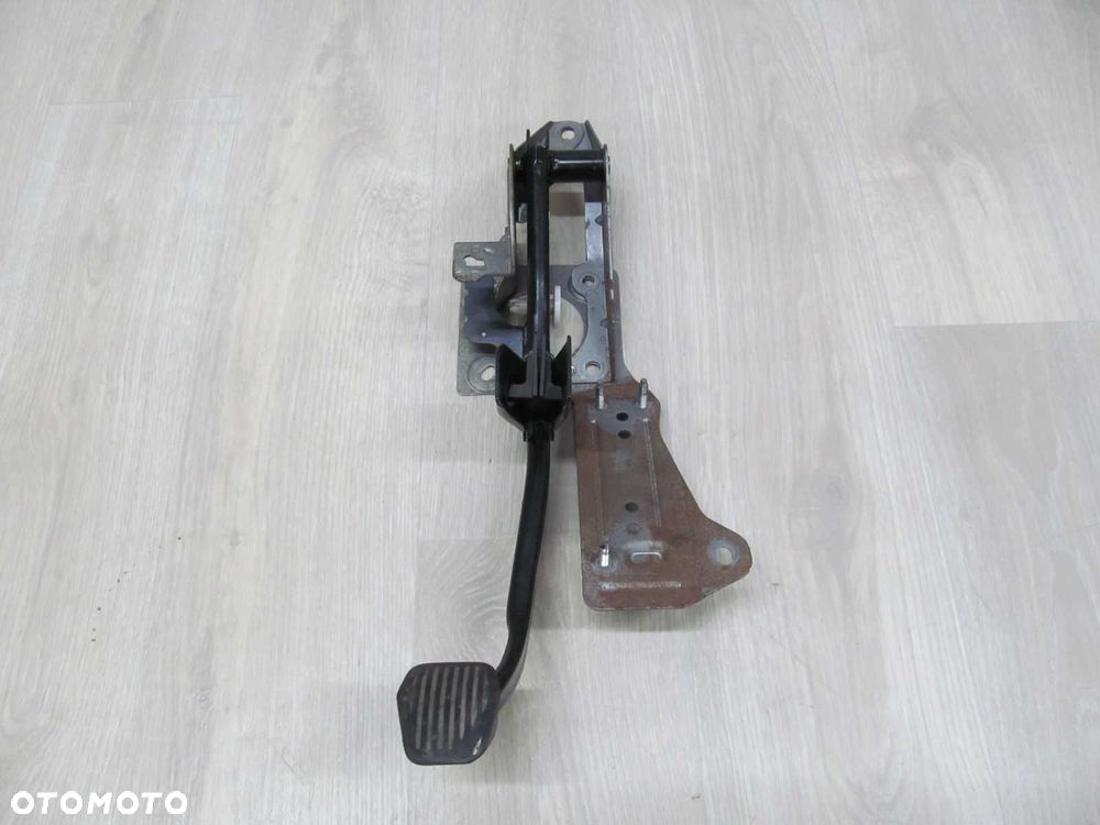 VOLVO C30 S40 V50 C70 2.0 D 04-12 PEDAL HAMULCA 4N51-2467-CE 30714997 - 1