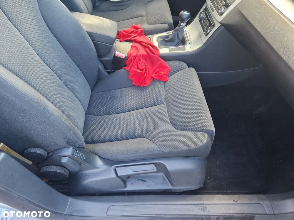 Volkswagen Passat Variant 1.6 Comfortline - 7