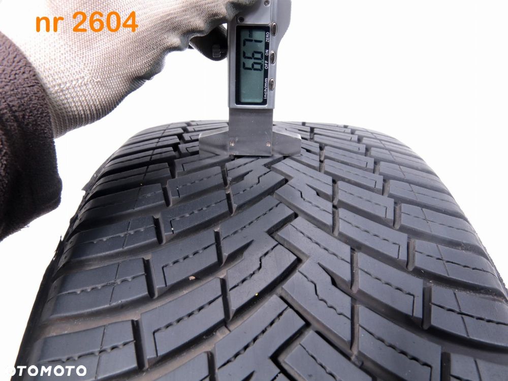 Pirelli SCORPION SF2 235/45 R20 - 2