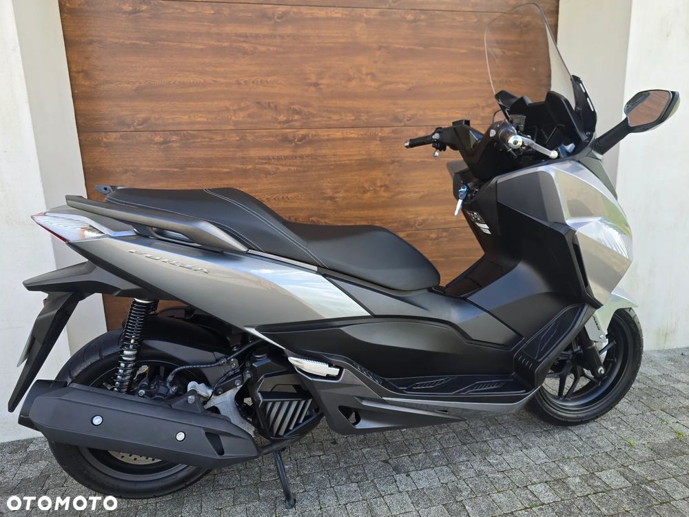 Honda NSS - 17