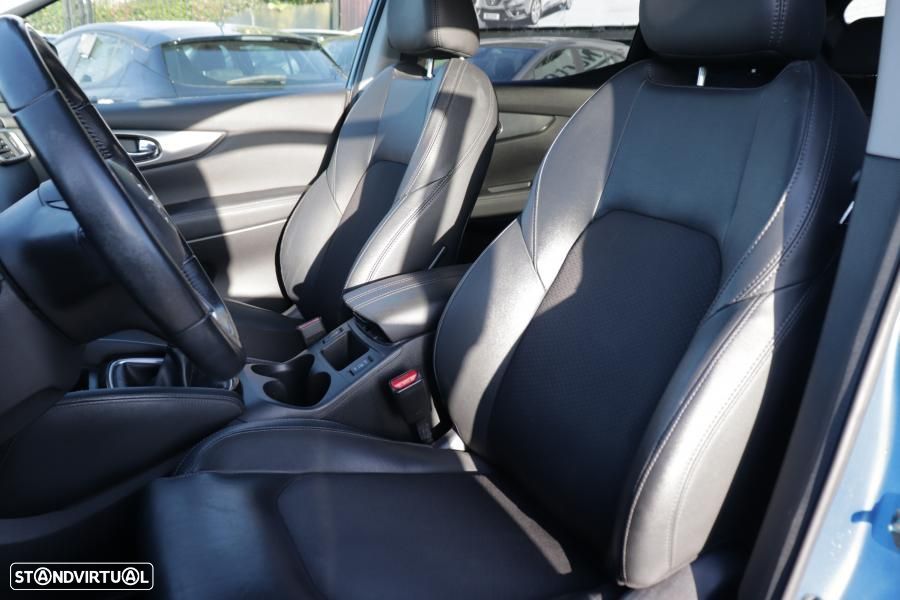 Nissan Qashqai 1.5 dCi N-Connecta 18 - 10
