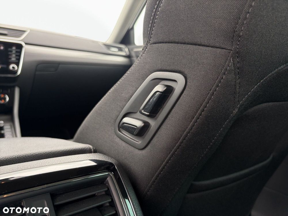 Skoda Superb - 36