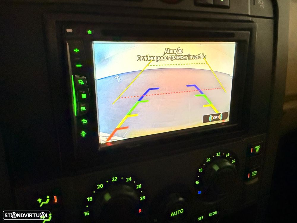 Land Rover Discovery 2.7 TD V6 HSE Auto. - 15