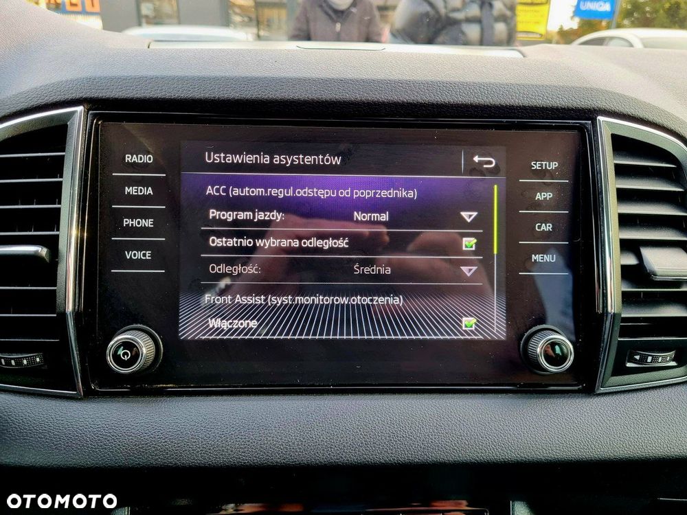 Skoda Karoq 1.5 TSI DSG Style - 22