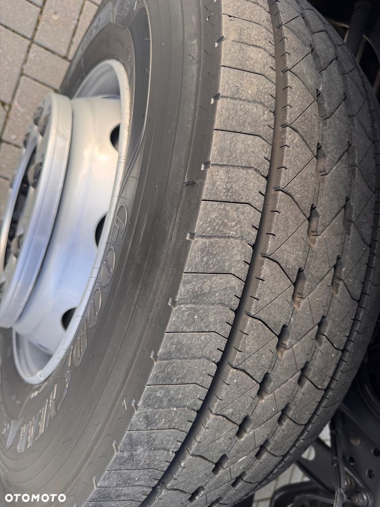 Mercedes-Benz Antos - 26