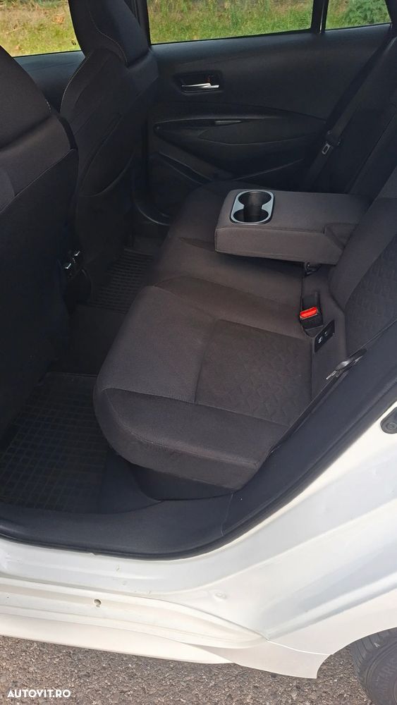 Toyota Corolla 1.8 HSD Dynamic - 12