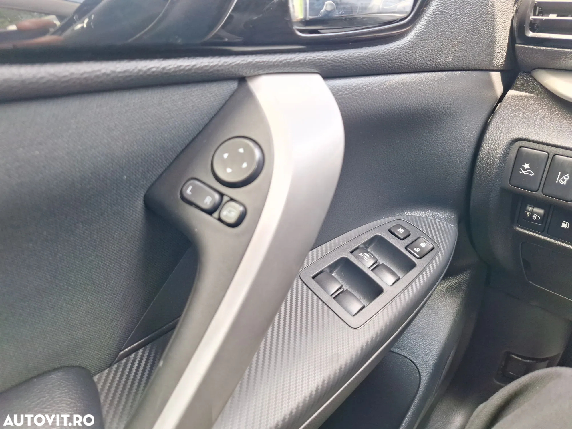 Mitsubishi Eclipse-Cross - 23