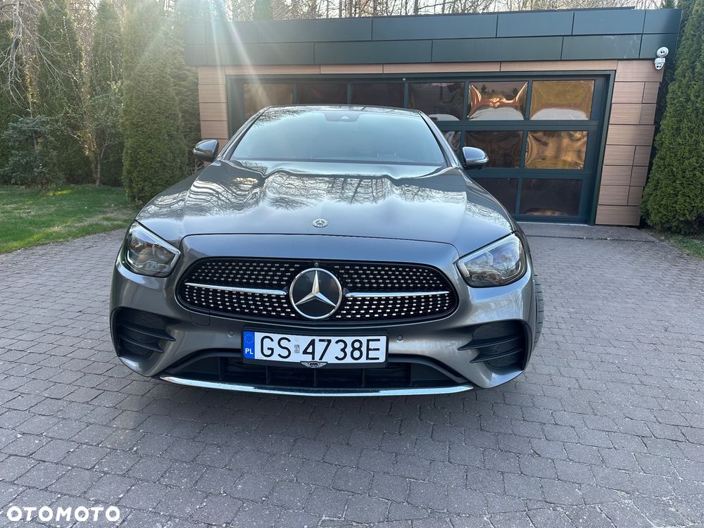 Mercedes-Benz Klasa E 200 4-Matic AMG - 17