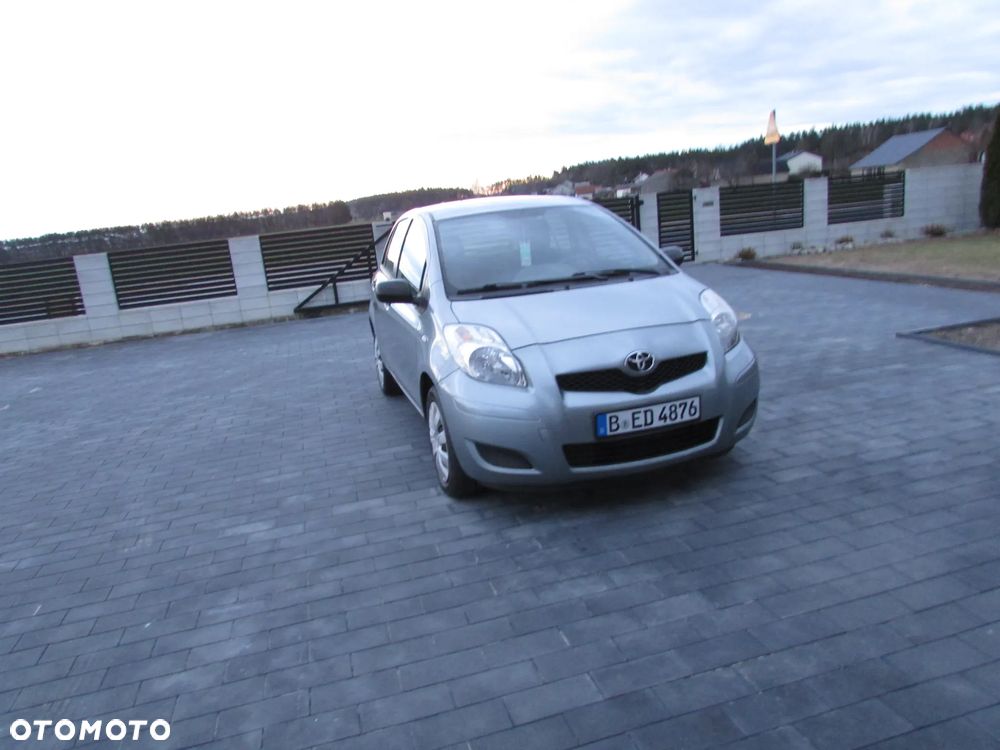 Toyota Yaris 1.0 VVT-i Cool - 11