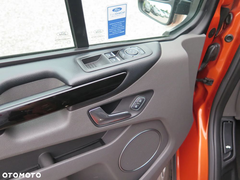 Ford Tourneo Custom 2.0 TDCi L2 Titanium SelectShift - 17