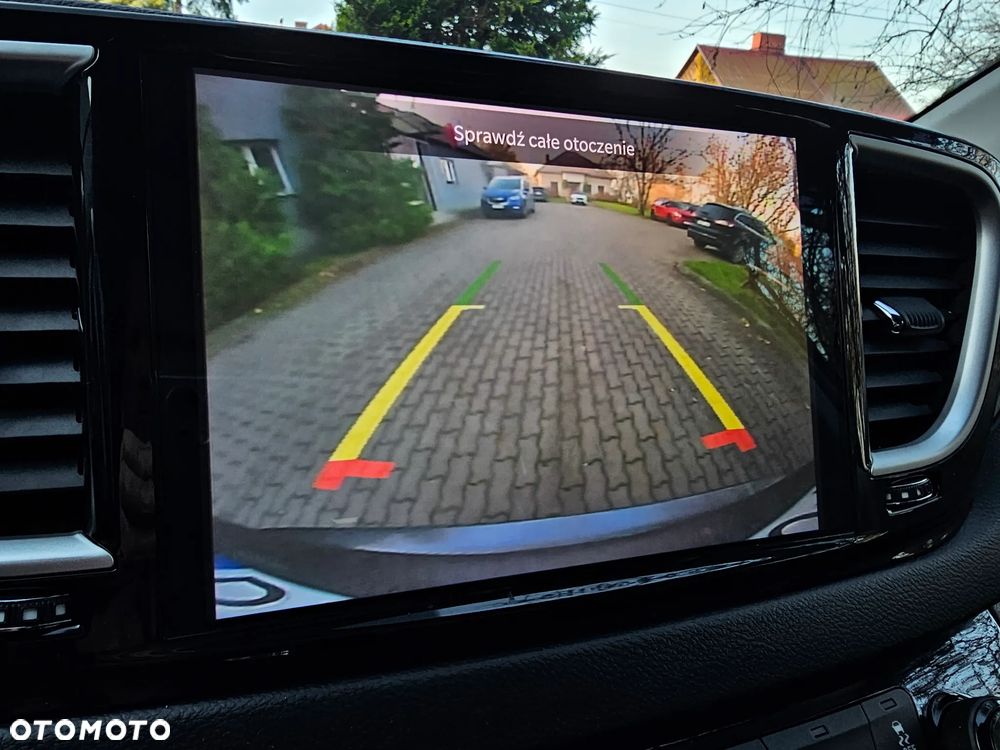 Chrysler Pacifica - 28