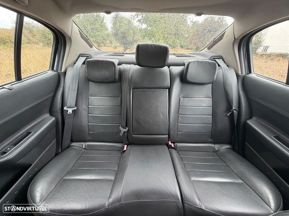 Renault Mégane 1.5 dCi Privilège Luxe - 8