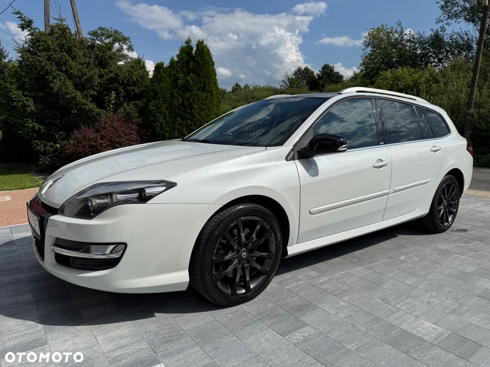 Renault Laguna ENERGY dCi 175 FAP Start & Stop GT - 12