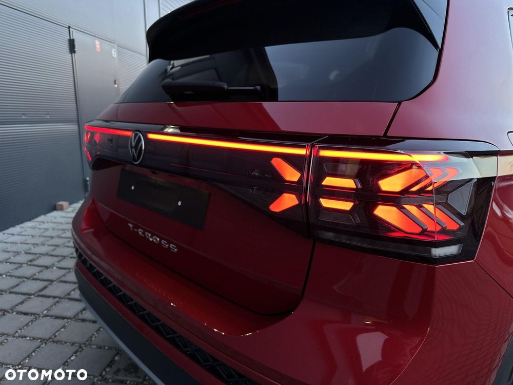 Volkswagen T-Cross - 24