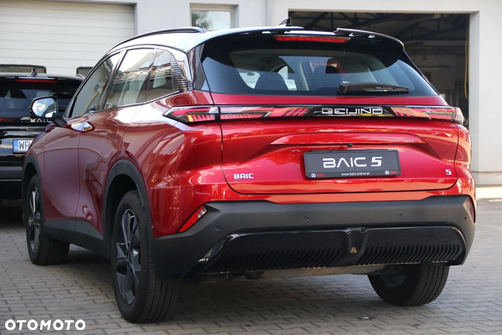 BAIC 5 - 5