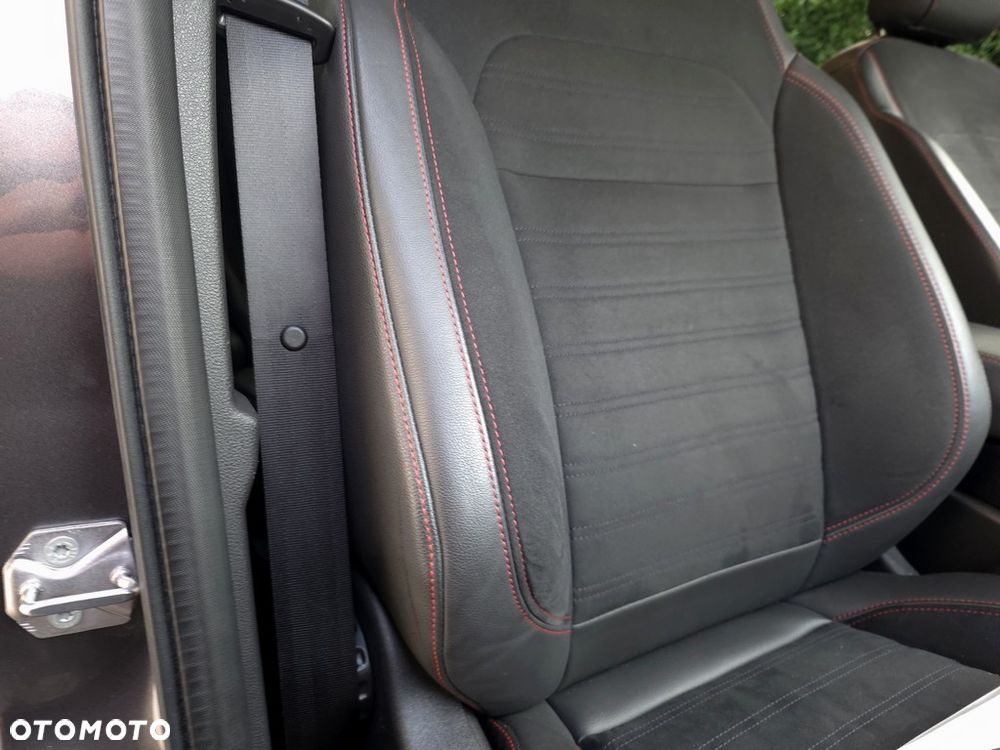 Ford Kuga 2.0 TDCi AWD Titanium - 14