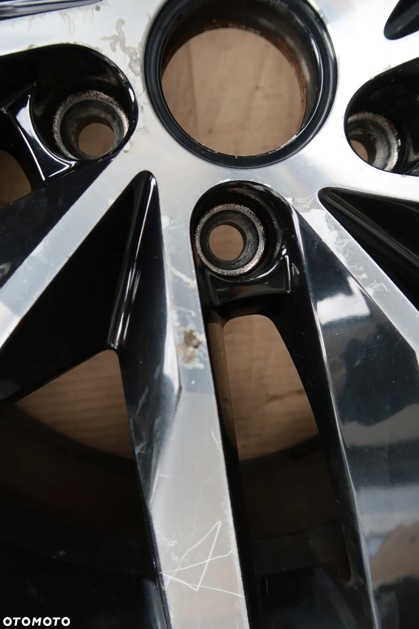 C2/C1 FELGA ALUMINIOWA VW GOLF 7 3G0601025BT 7X17ET49 - 13