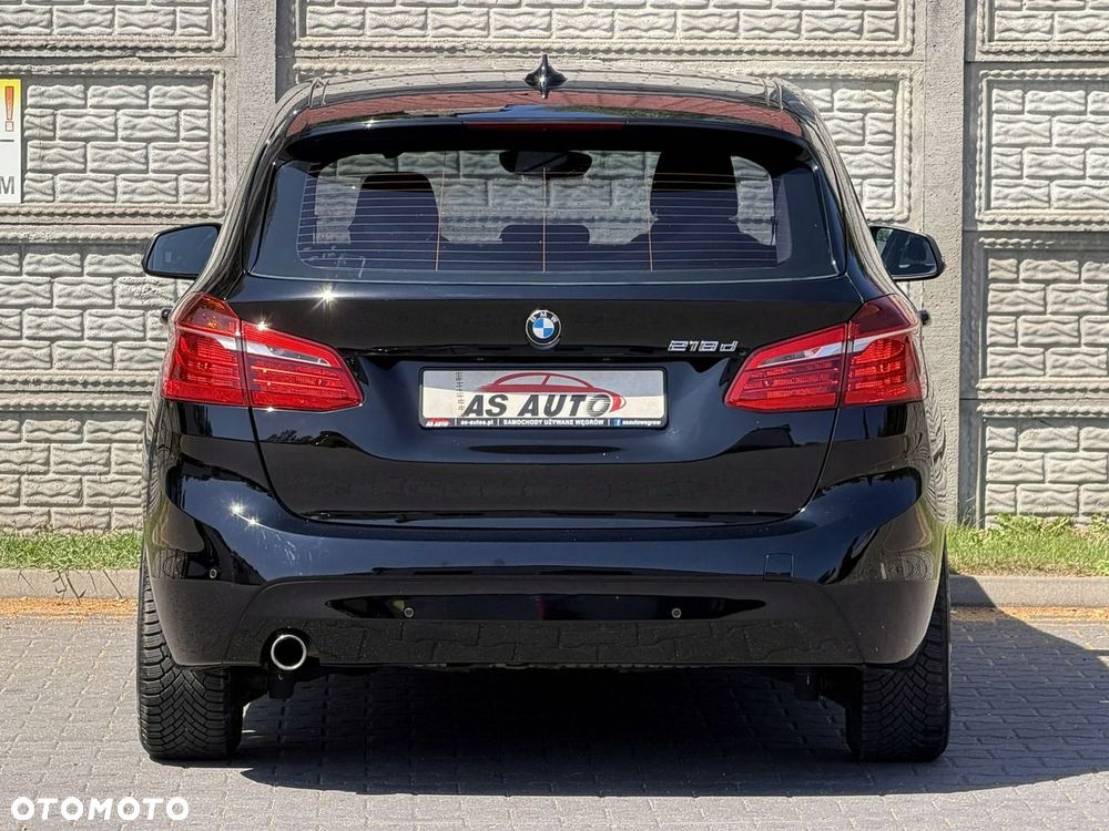BMW Seria 2 218d - 38