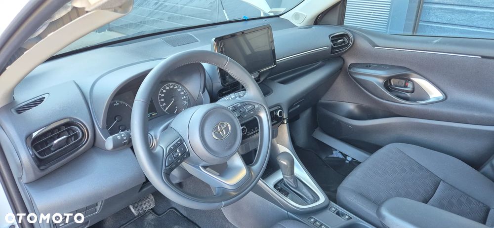 Toyota Yaris - 11