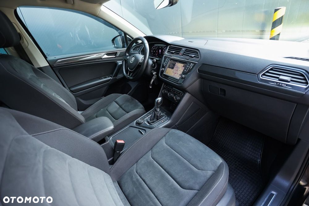 Volkswagen Tiguan 2.0 TDI SCR 4MOTION DSG Highline - 29