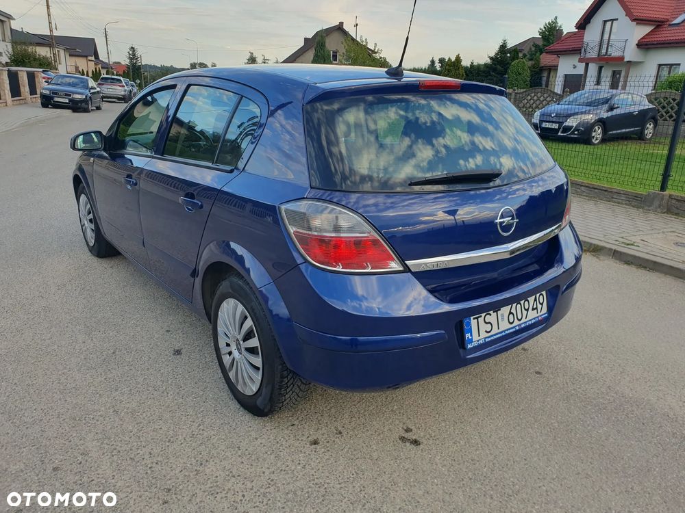 Opel Astra 1.6 Essentia - 7