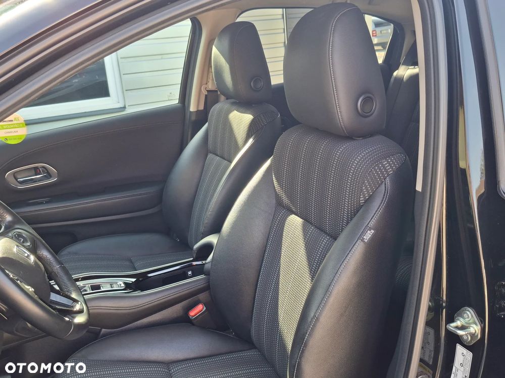 Honda HR-V 1.5 i-VTEC CVT Executive - 17