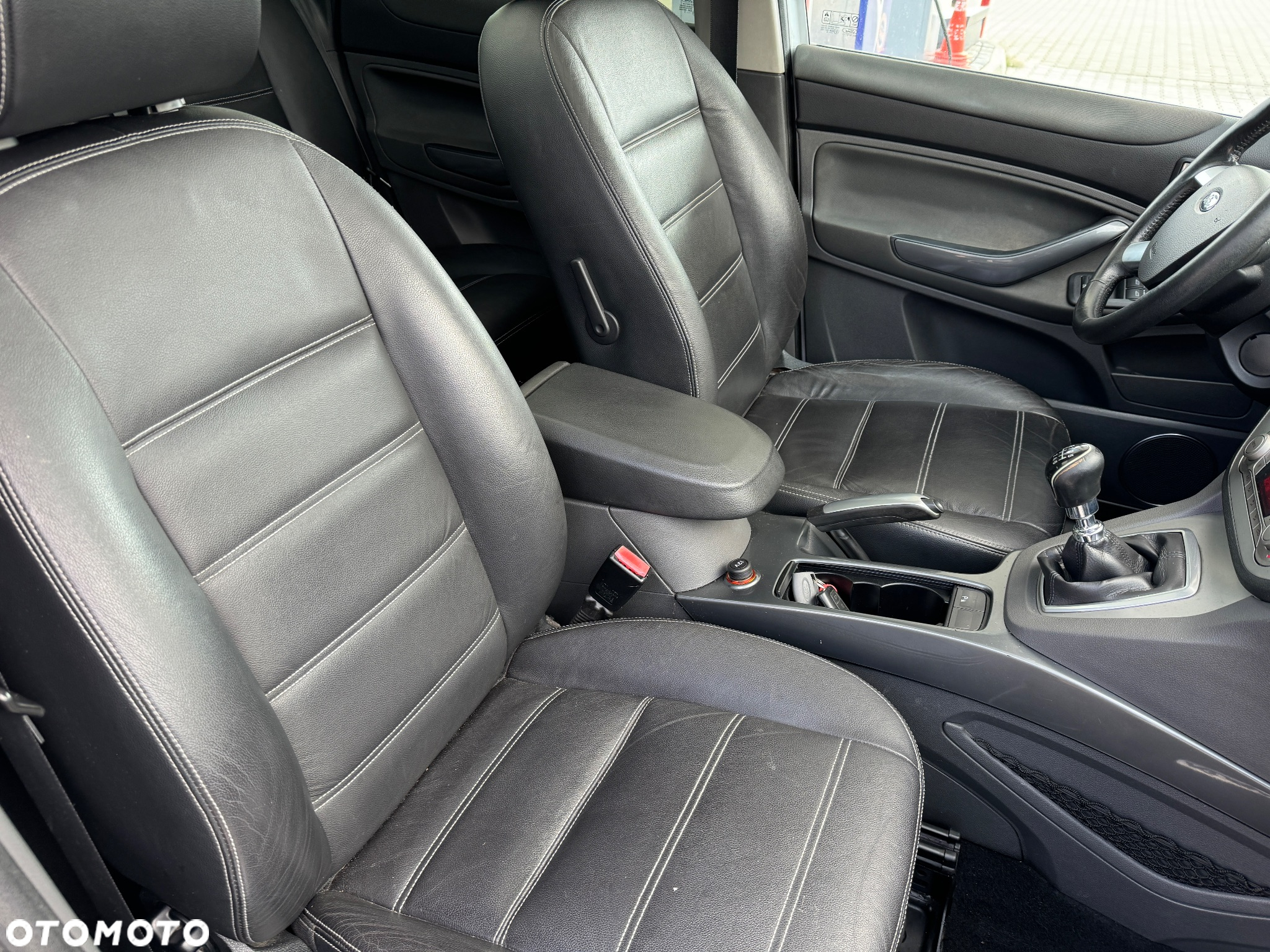 Ford Kuga 2.0 TDCi 4x4 Titanium - 9