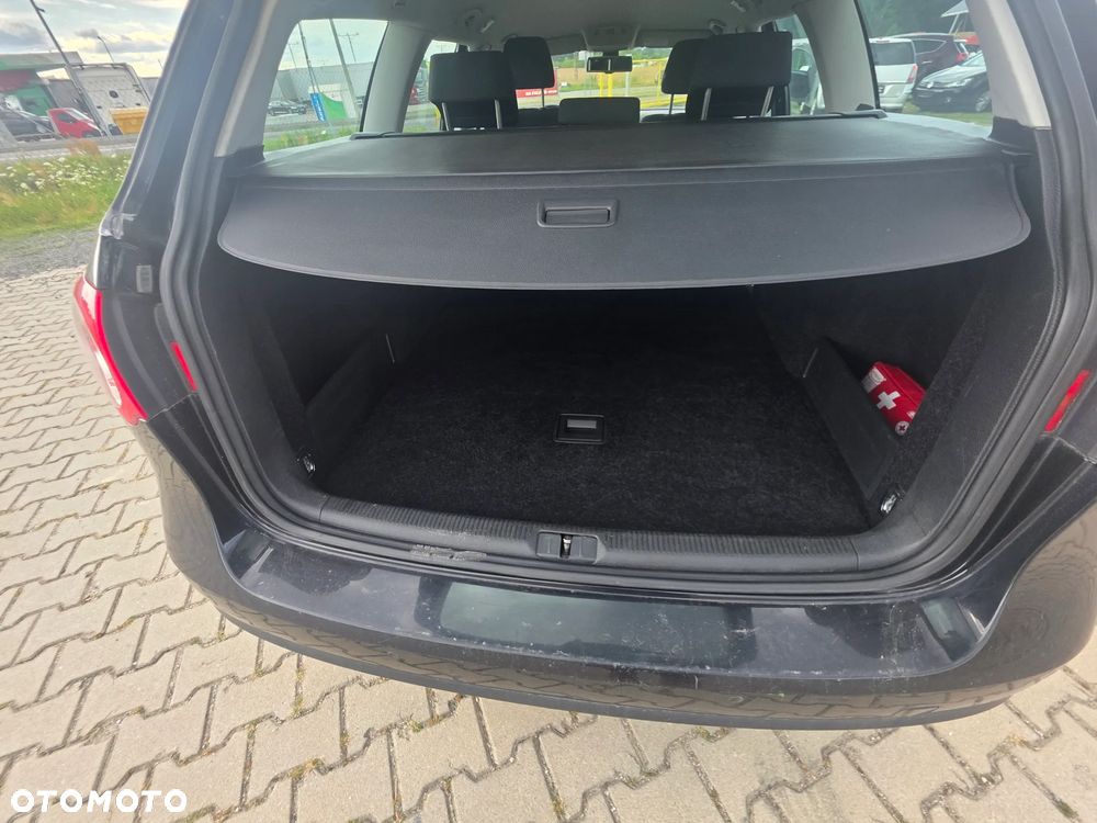 Volkswagen Passat 2.0 TDI DPF Comfortline - 17