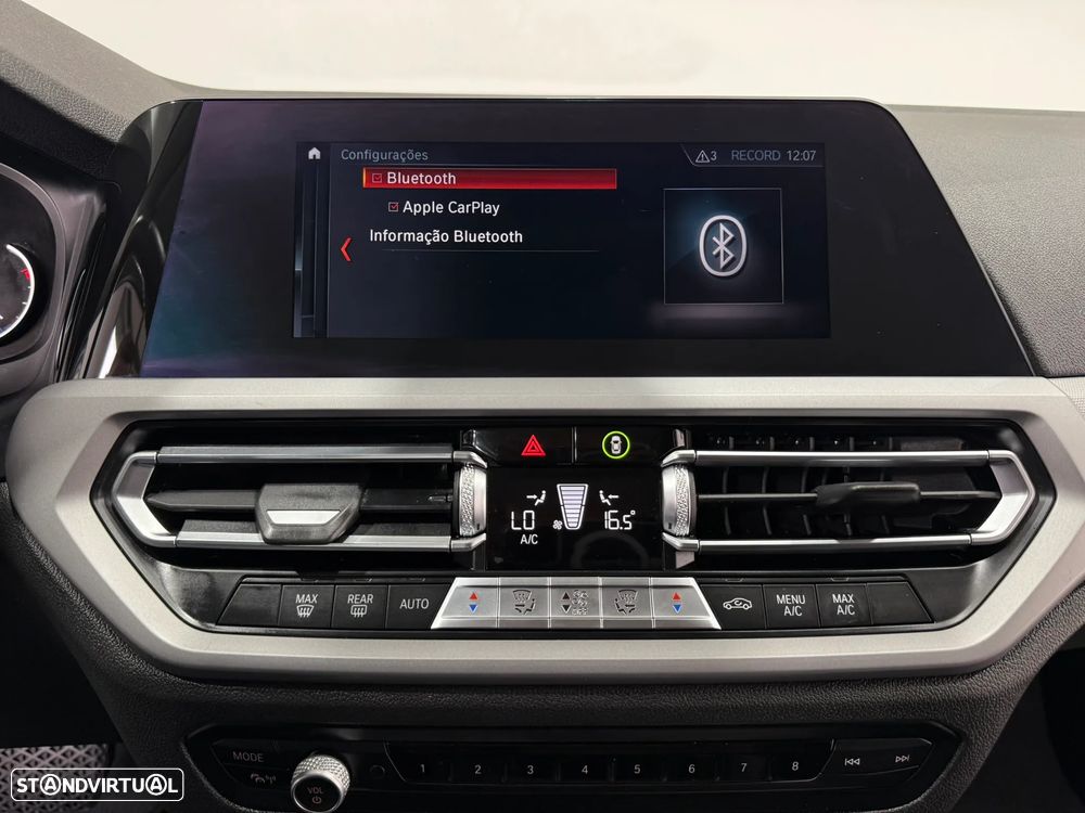 BMW 318 d Touring Advantage Auto - 33