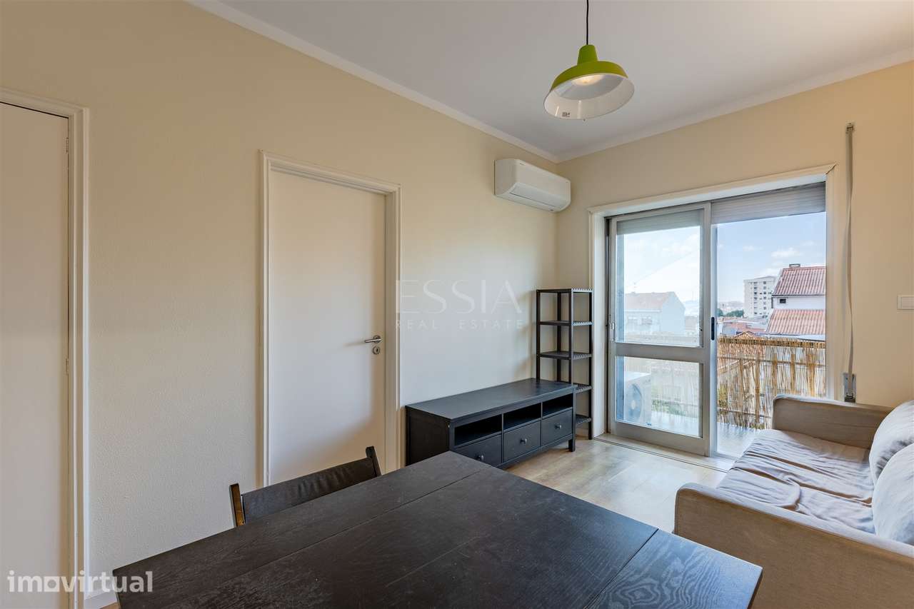 Apartamento T1 Mobilado - Grande imagem: 3/27