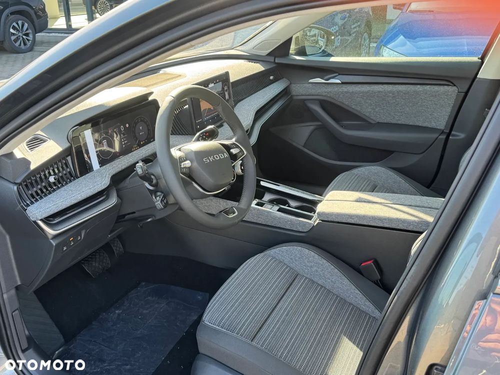 Skoda Superb 2.0 TDI SCR 4x4 Drive DSG - 16