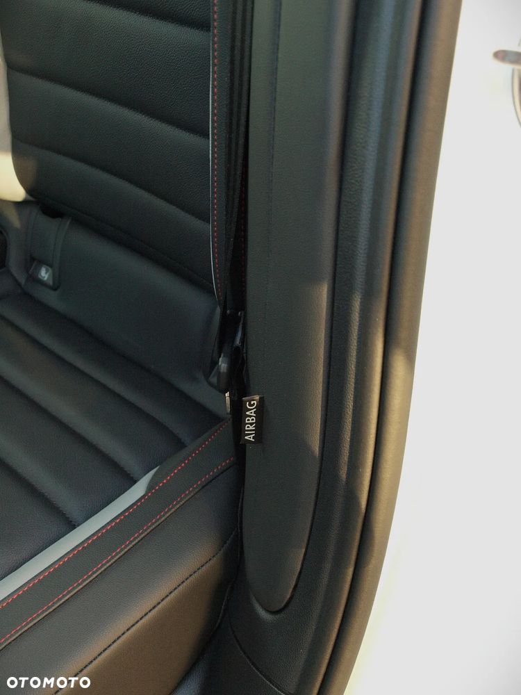 Volkswagen Golf - 13