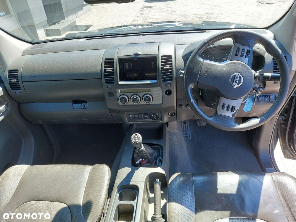 Nissan Navara - 16