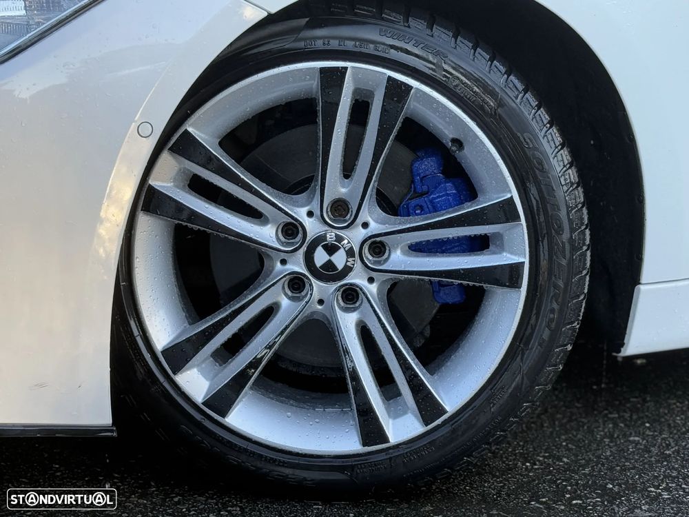 BMW 328 i Auto Pack M - 31