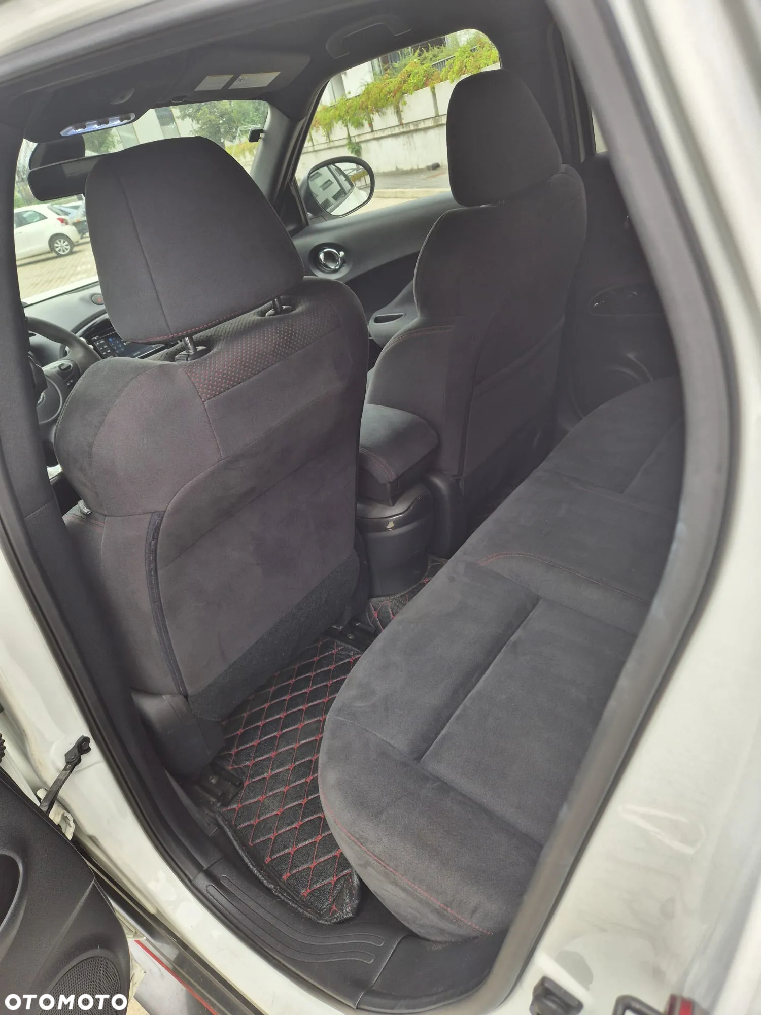 Nissan Juke 1.6 DIG-T Nismo - 17