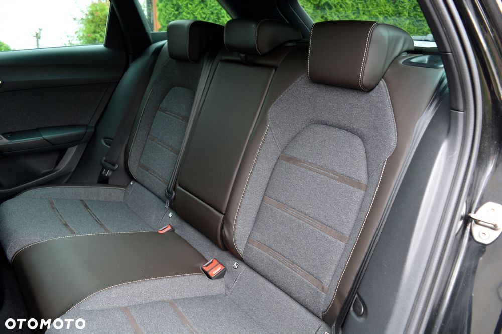 Seat Leon 2.0 TDI DSG Xcellence - 25