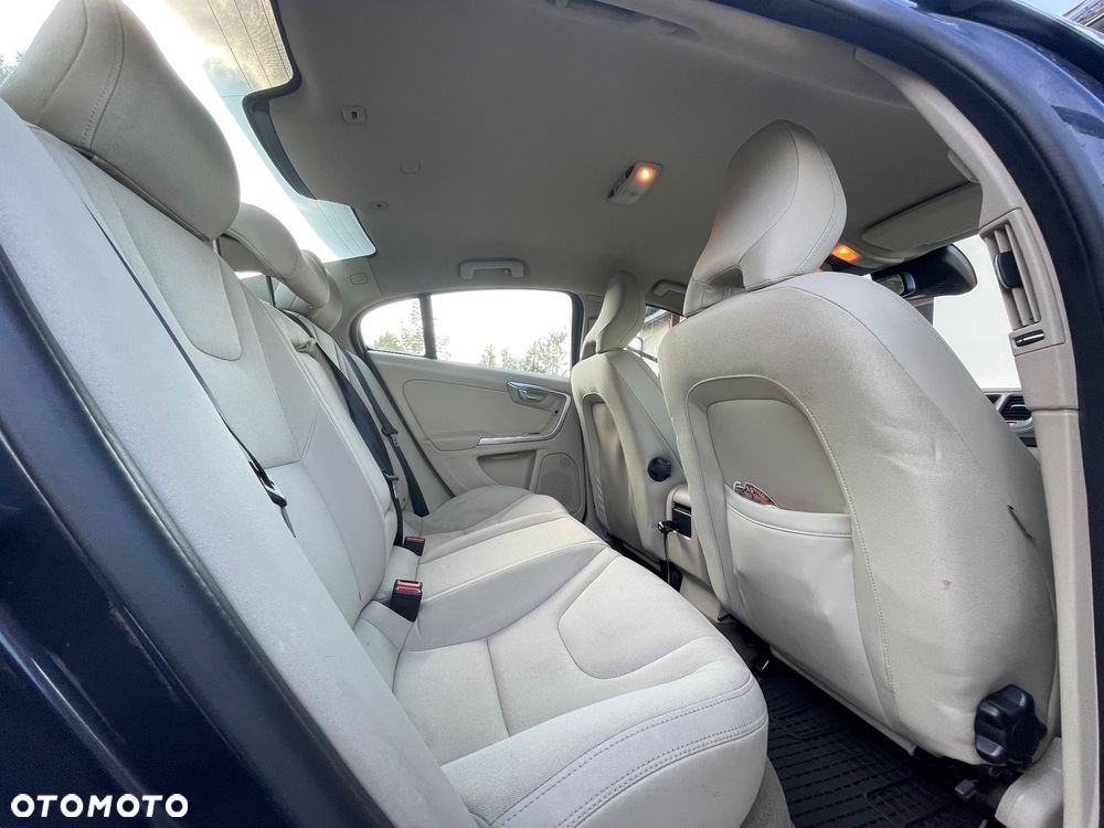 Volvo S60 D3 Kinetic - 12