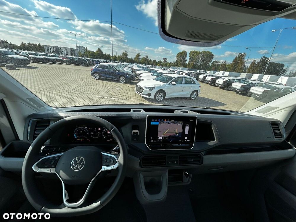 Volkswagen Crafter 35 2.0 TDI L3H3 177 KM AUTOMAT - 17