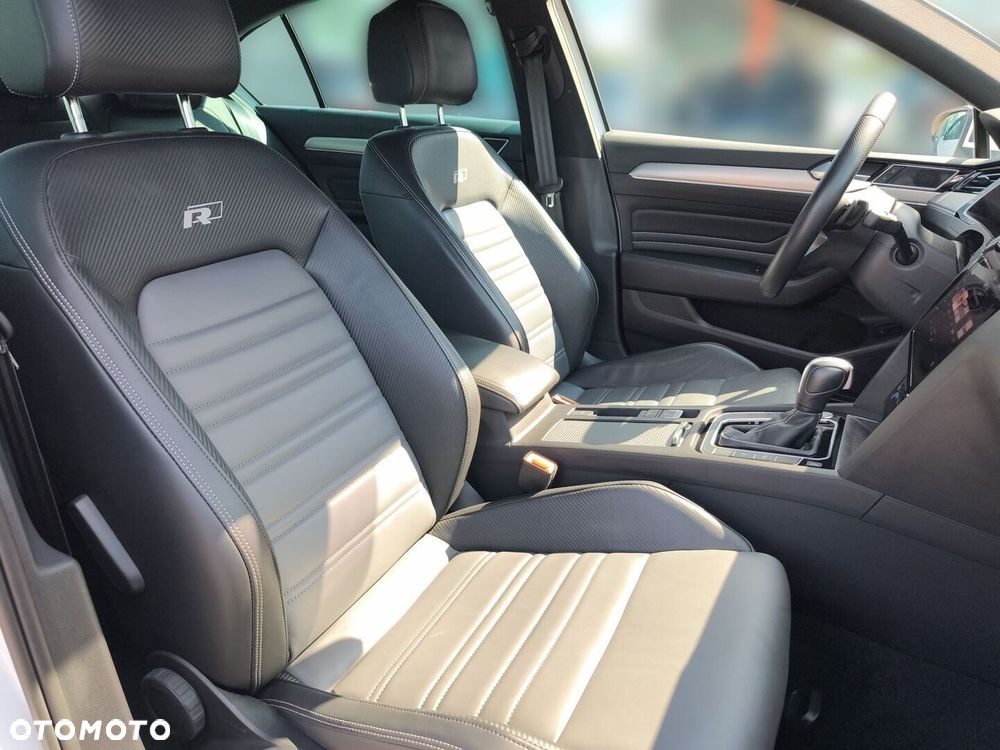 Volkswagen Passat 2.0 TDI EVO Elegance DSG - 11