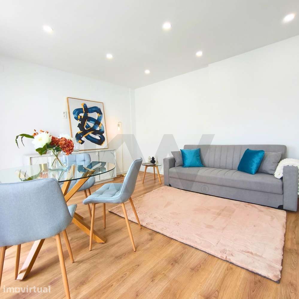 Apartamento T3 em Remodelação Total com Home Staging – Benfica, Lisboa - Grande imagem: 3/34